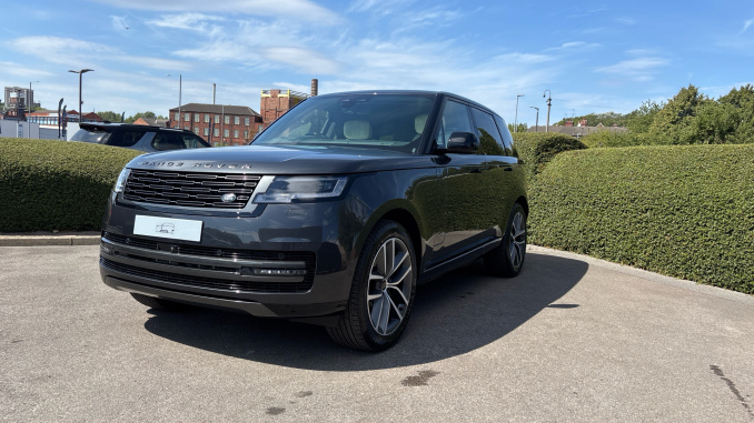 Land Rover Range Rover 3.0 P460e Autobiography 4dr Auto Estate - Image 37